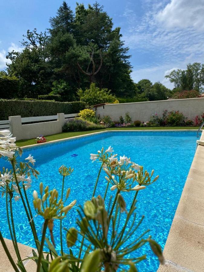Maison Ruisseau L'Eau Blanche Leognan Bagian luar foto